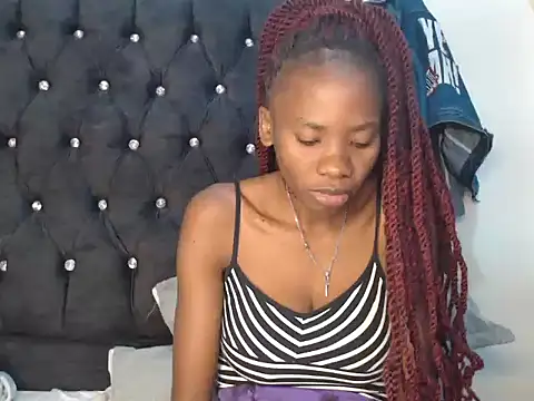 Snapshot of Sexyprecious01 chatting on 09-14-25, 03:00 Sexyprecious01 online show from 09-14-25, 03:00