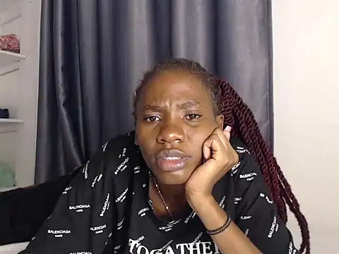 Snapshot of Sexyprecious01 chatting on 09-19-25, 03:13 Sexyprecious01 online show from 09-19-25, 03:13