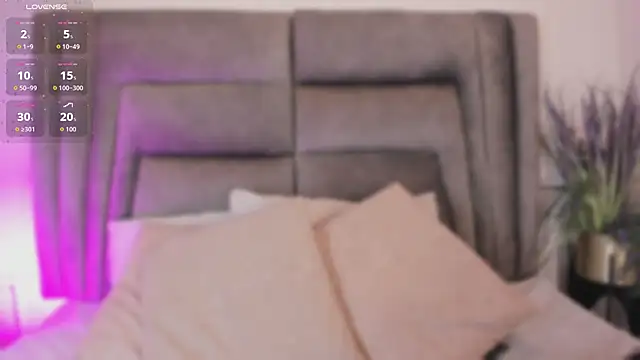 sophiee smith online show from 06-04-26, 11:38