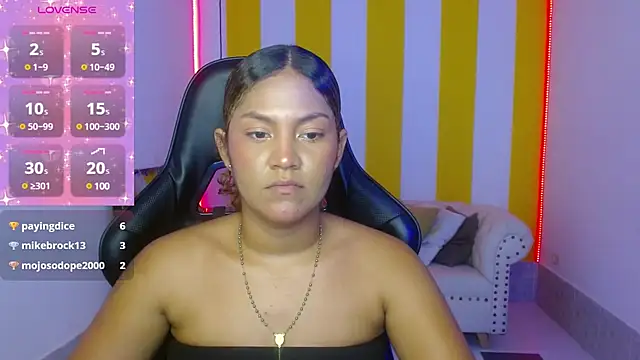 Snapshot of Cristal_War chatting on 12-29-24, 11:29 Cristal War online show from 12-29-24, 11:29