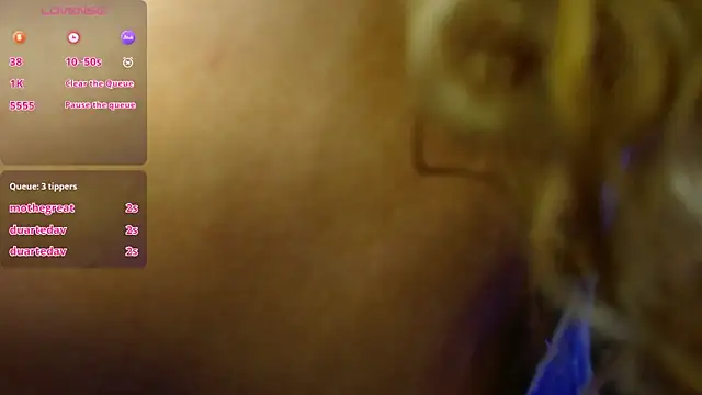 Snapshot of Cristal_War chatting on 01-06-25, 03:42 Cristal War online show from 01-06-25, 03:42