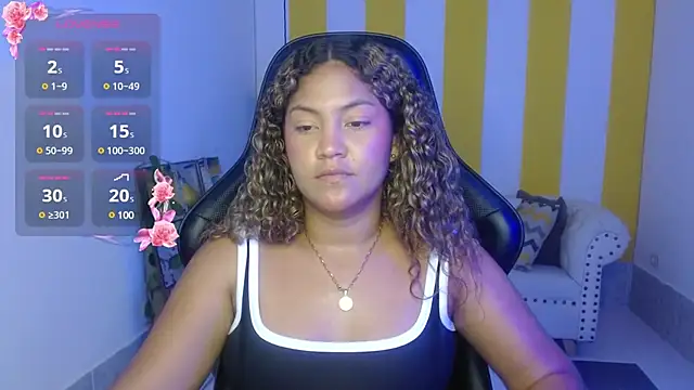 Snapshot of Cristal_War chatting on 01-11-25, 11:46 Cristal War online show from 01-11-25, 11:46