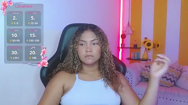 Snapshot of Cristal_War chatting on 01-23-25, 11:36 Cristal War online show from 01-23-25, 11:36