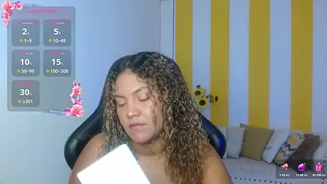 Snapshot of Cristal_War chatting on 01-29-25, 11:35 Cristal War online show from 01-29-25, 11:35