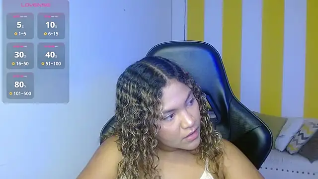 Snapshot of Cristal_War chatting on 02-03-25, 11:26 Cristal War online show from 02-03-25, 11:26