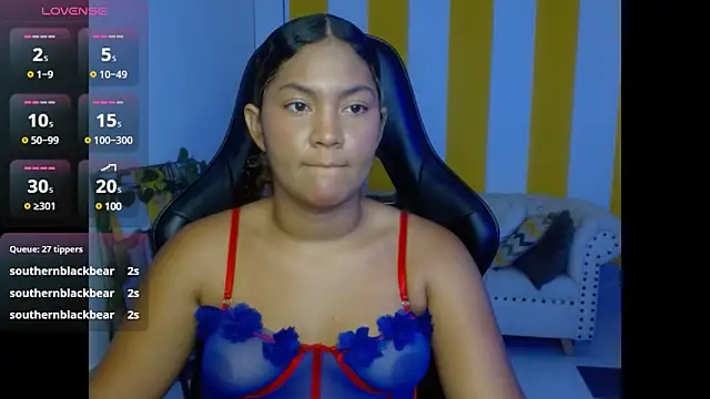 Snapshot of Cristal_War chatting on 02-08-25, 11:55 Cristal War online show from 02-08-25, 11:55