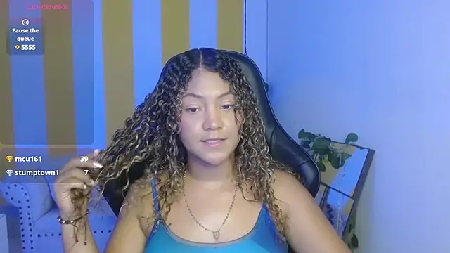 Snapshot of Cristal_War chatting on 02-25-25, 11:33 Cristal War online show from 02-25-25, 11:33