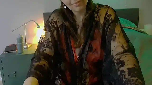 Ella Next Door online show from 01-06-25, 11:07