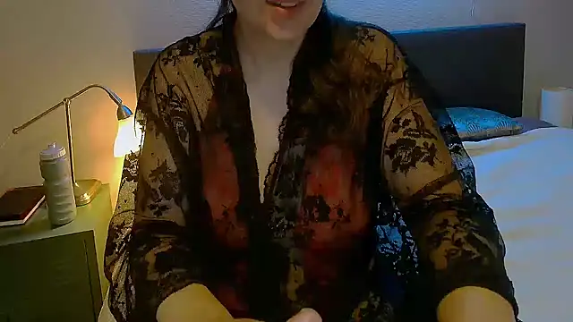 Ella Next Door online show from 02-02-25, 10:28