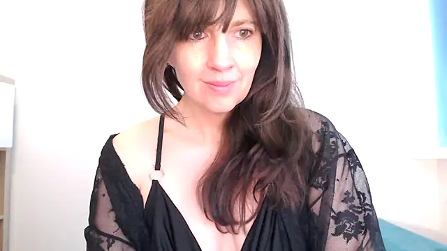 Ella Next Door online show from 03-16-26, 08:51