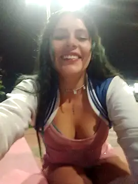 Snapshot of Baby-buu1002 chatting on 12-22-24, 04:28 Baby-buu1002 online show from 12-22-24, 04:28