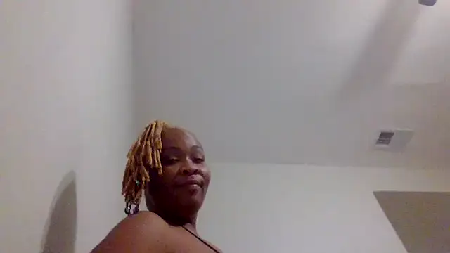 AllLeggs online show from 12-22-24, 08:58