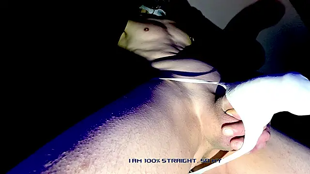 Snapshot of Deutscher_Gro8schwanz_88 chatting on 04-03-26, 12:52 Deutscher Gro8schwanz 88 online show from 04-03-26, 12:52