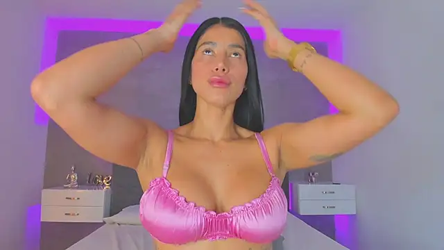 Snapshot of jasminehill_ chatting on 02-25-25, 03:38 jasminehill  online show from 02-25-25, 03:38