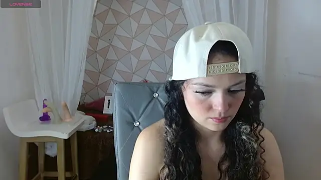mapelove online show from 01-16-25, 02:19