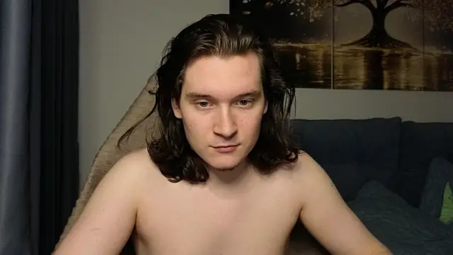 MoreRealAlex online show from 05-19-26, 05:52