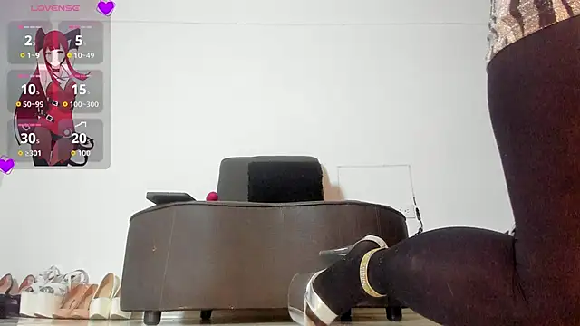 violetmontan online show from 09-30-25, 04:17