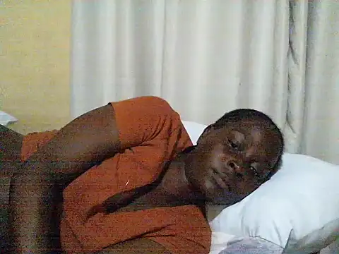 Snapshot of ara_bella chatting on 10-11-25, 09:57 ara bella online show from 10-11-25, 09:57