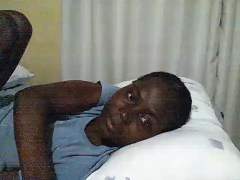 Snapshot of ara_bella chatting on 10-13-25, 09:26 ara bella online show from 10-13-25, 09:26