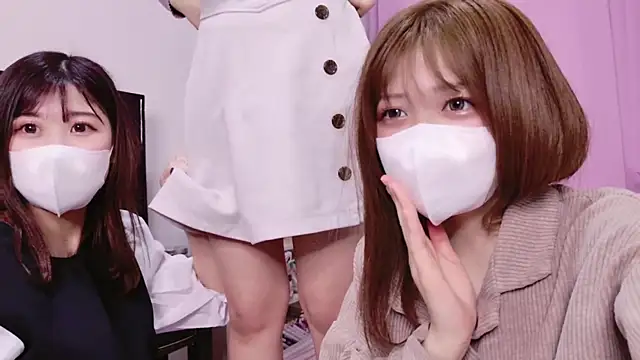 Snapshot of ManaMi-maru chatting on 03-09-25, 03:49 ManaMi-maru online show from 03-09-25, 03:49