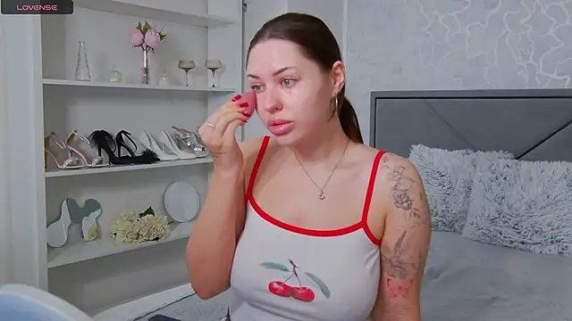 Alexyena online show from 12-07-24, 11:29