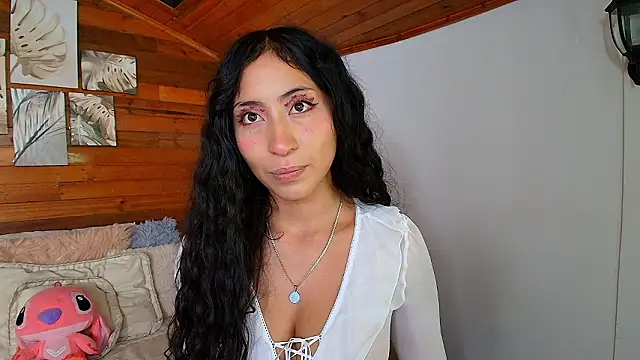 amber curly online show from 02-14-26, 06:26