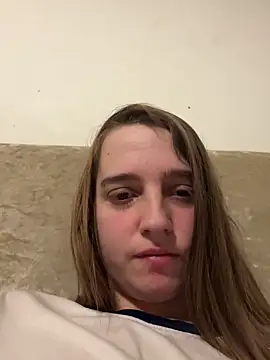 Snapshot of EvieRoseex chatting on 03-07-25, 06:33 EvieRoseex online show from 03-07-25, 06:33