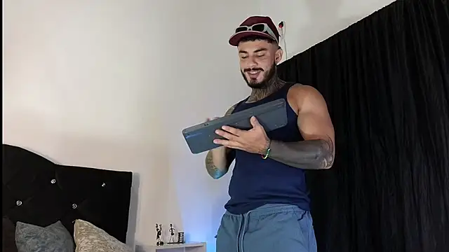 john cartter1 online show from 10-19-25, 11:33