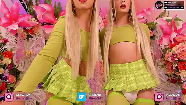 Snapshot of AlisonSharon chatting on 12-14-24, 02:56 AlisonSharon online show from 12-14-24, 02:56