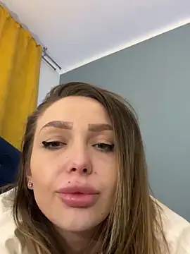 Snapshot of AnnaMaee chatting on 01-16-25, 01:48 AnnaMaee online show from 01-16-25, 01:48