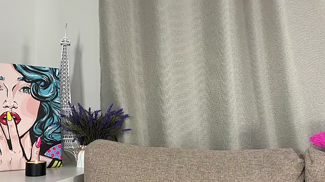 Snapshot of JodyBlow chatting on 11-25-25, 04:07 JodyBlow online show from 11-25-25, 04:07