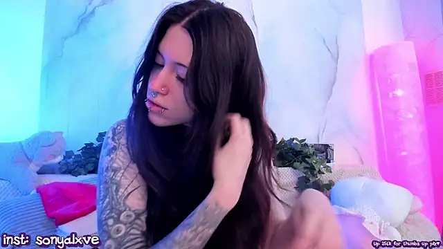 Snapshot of vergillhell chatting on 01-23-25, 06:28 vergillhell online show from 01-23-25, 06:28