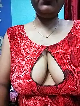 Snapshot of Nancy-22 chatting on 03-18-25, 06:37 Nancy-22 online show from 03-18-25, 06:37