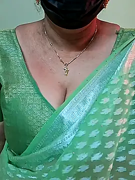 ananya956 online show from 03-10-25, 10:48