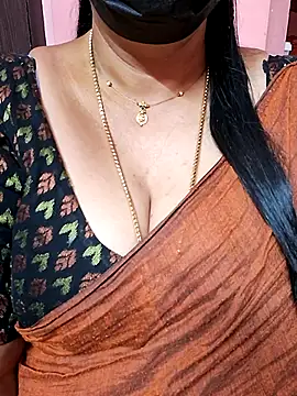 ananya956 online show from 10-18-25, 03:09