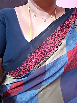 ananya956 online show from 06-18-26, 09:25