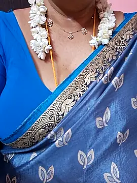 ananya956 online show from 06-19-26, 01:48