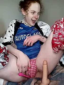 Snapshot of kinkyginger23 chatting on 12-27-24, 12:45 kinkyginger23 online show from 12-27-24, 12:45