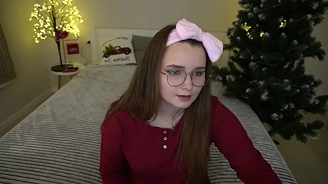MagicPeachh  online show from 12-09-24, 02:17