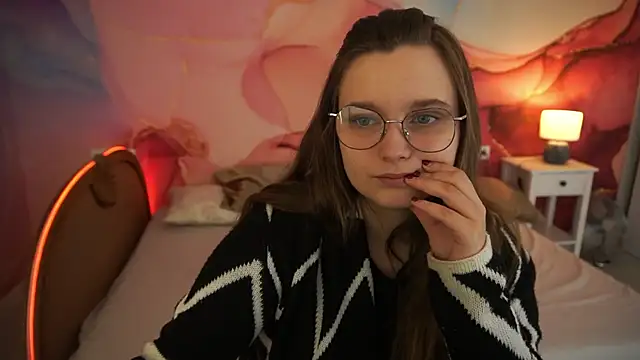 Snapshot of MagicPeachh_ chatting on 10-07-25, 05:59 MagicPeachh online show from 10-07-25, 05:59