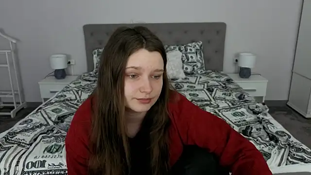 MagicPeachh  online show from 05-08-26, 05:35