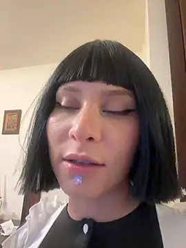 Ramona Flower online show from 10-05-25, 02:10