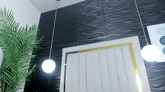 Snapshot of Victoria_Coleman chatting on 02-06-25, 06:24 Victoria Coleman online show from 02-06-25, 06:24