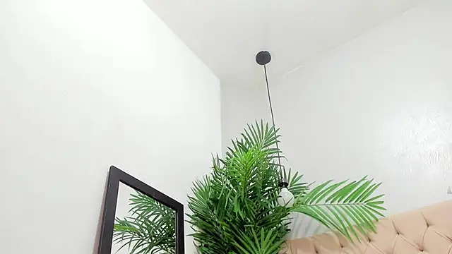 Snapshot of Victoria_Coleman chatting on 02-22-25, 06:08 Victoria Coleman online show from 02-22-25, 06:08