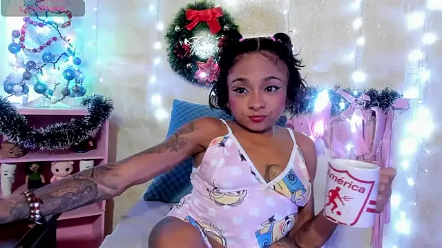 Lauren Hills069 online show from 12-23-24, 02:24