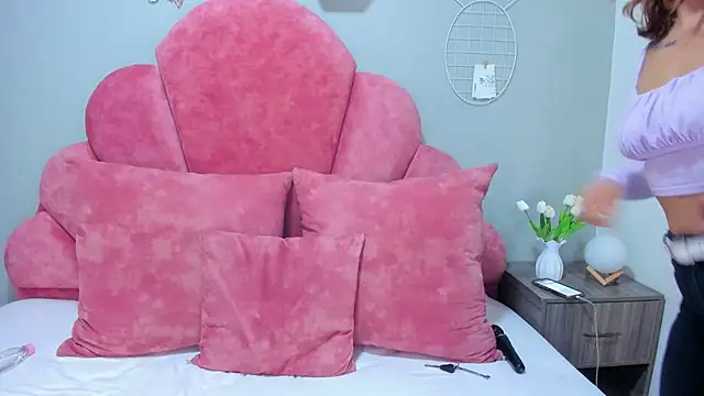 LilithSmith  online show from 02-15-25, 11:39