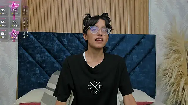 Snapshot of Marge_lasander chatting on 01-04-25, 01:31 Marge lasander online show from 01-04-25, 01:31