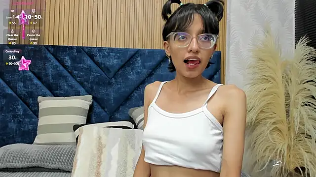 Snapshot of Marge_lasander chatting on 01-14-25, 04:47 Marge lasander online show from 01-14-25, 04:47