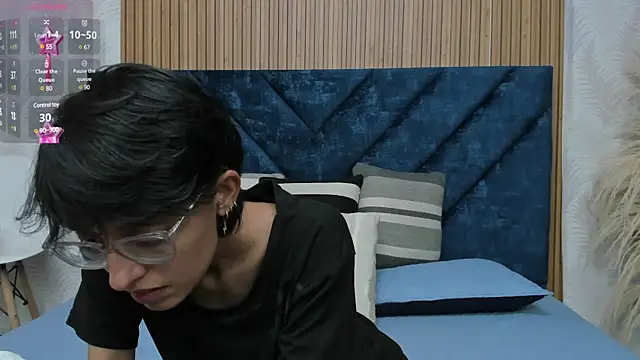 Snapshot of Marge_lasander chatting on 01-17-25, 01:25 Marge lasander online show from 01-17-25, 01:25