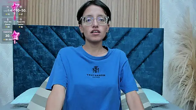 Snapshot of Marge_lasander chatting on 01-21-25, 01:29 Marge lasander online show from 01-21-25, 01:29